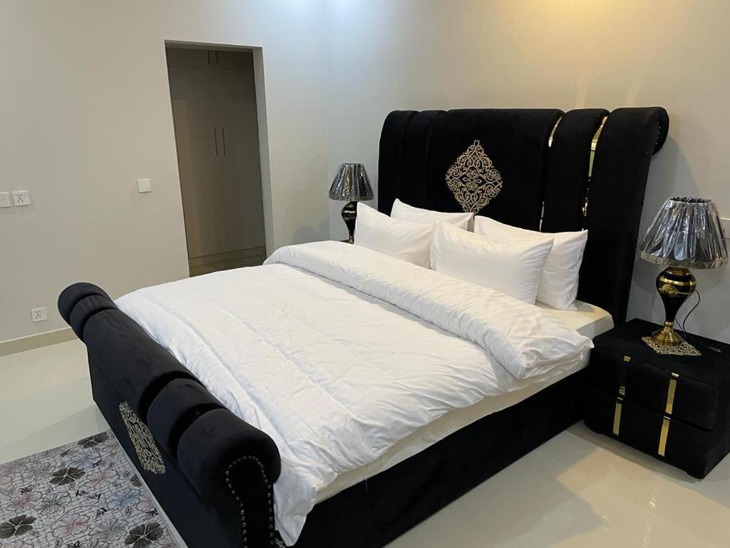 Pearl House Villa Исламабад Екстериор снимка