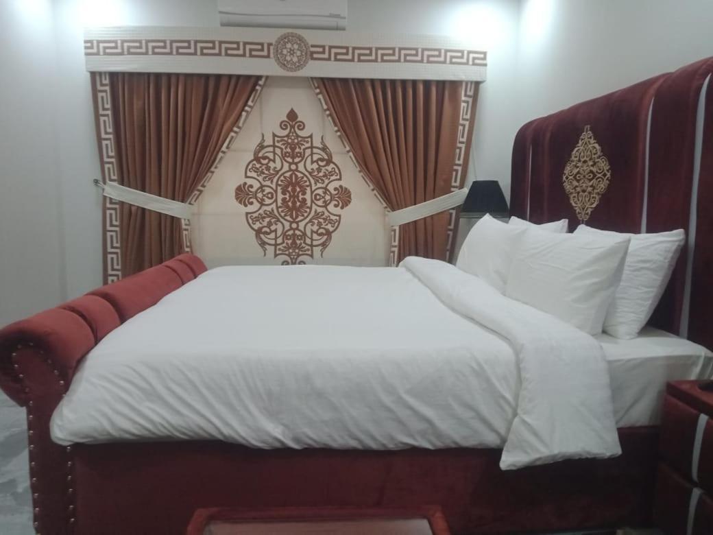 Pearl House Villa Исламабад Екстериор снимка